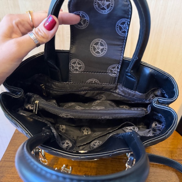 Blackcraft Cult Luxurious Black Quilted Shoulder Bag with Gold Accents - Picture 3 of 3